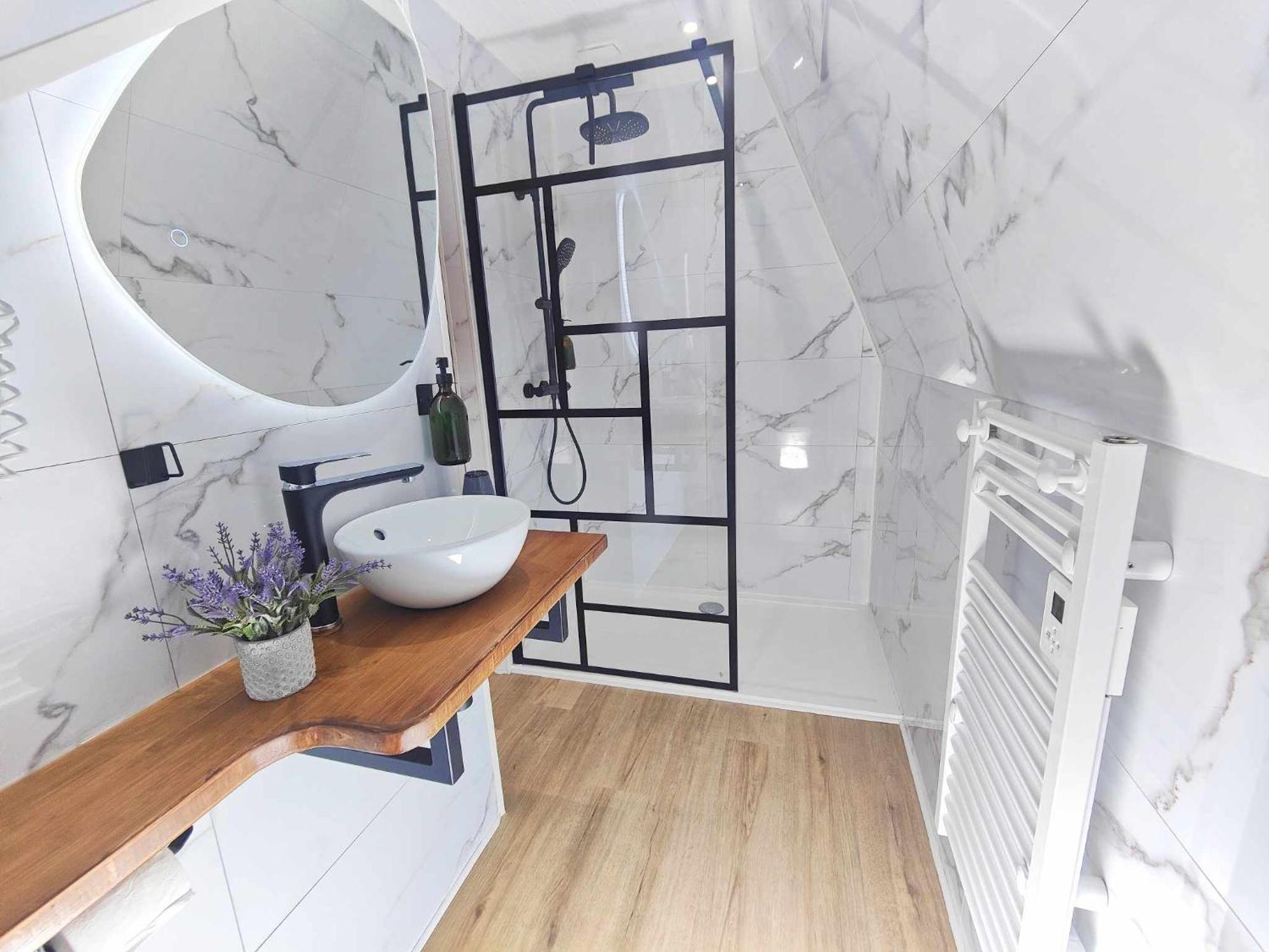 Apartment L'etoile / Mrodbnb *